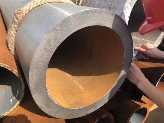 ASTM S355JR أنابيب الصلب الكربوني المستديرة Q320 Q360 API 5L GR.B غير ملحومة